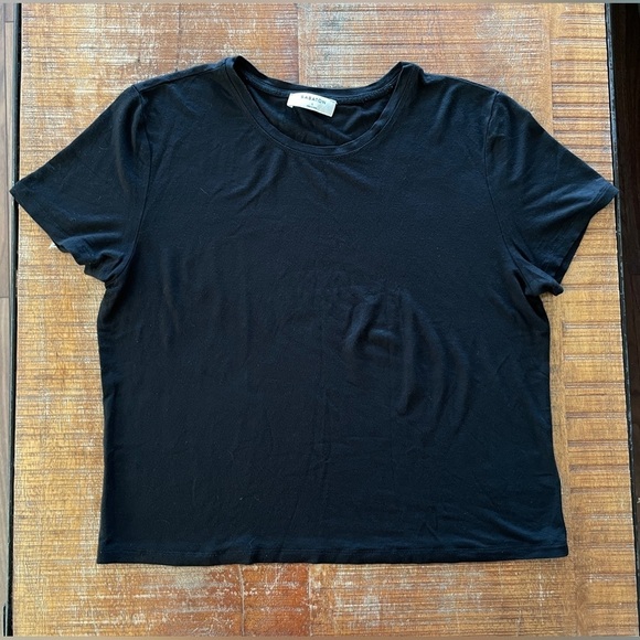ARITZIA Babaton Everyday T-shirt Black Women's Large - Picture 10 of 10